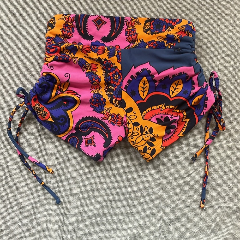 NWT Liquido Yoga Shorts